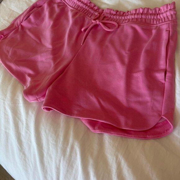 Athleta Pink Lightweight Run/Training Shorts – Size Large (Never Worn) - Picture 4 of 4